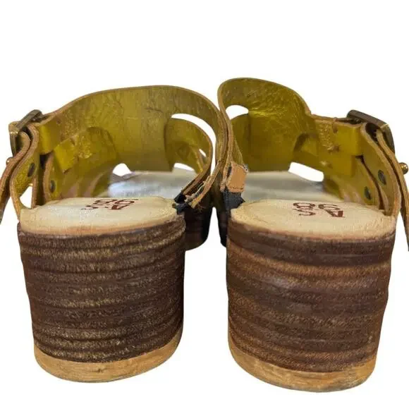 AS 98 Gold Leather Platform Block Chunky Heel Slides Slip On Sandals sz 40 9 9.5